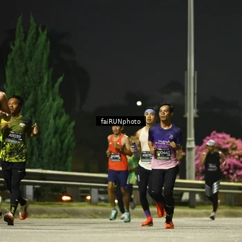 Runner Photo 6642954
