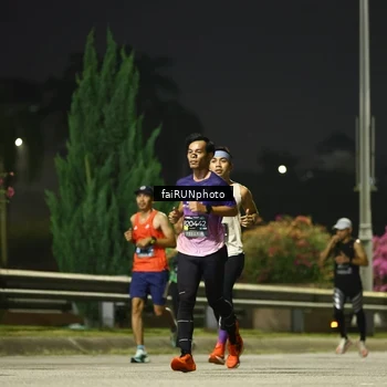 Runner Photo 6643002
