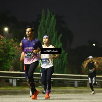 Runner Photo 6643045