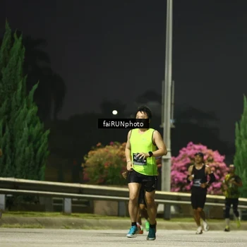 Runner Photo 6643104