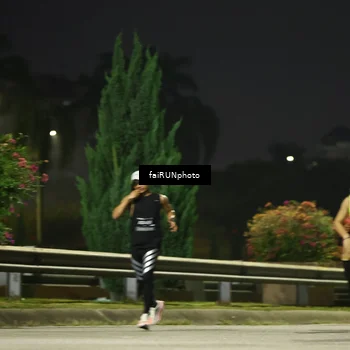 Runner Photo 6643117