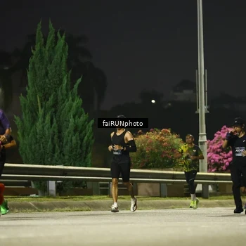 Runner Photo 6643273