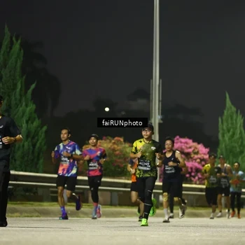 Runner Photo 6643392