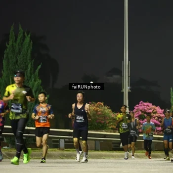 Runner Photo 6643484
