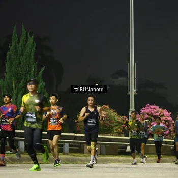 Runner Photo 6643505