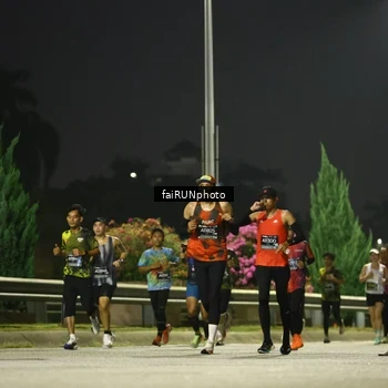 Runner Photo 6643590