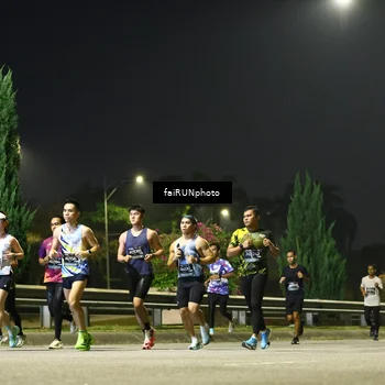 Runner Photo 6643861