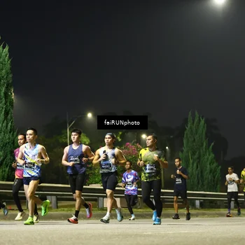 Runner Photo 6643873