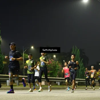 Runner Photo 6644019