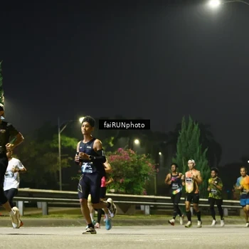 Runner Photo 6644076