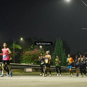 Runner Photo 6644087