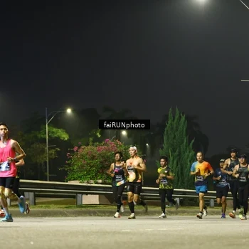 Runner Photo 6644137
