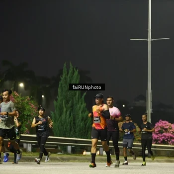 Runner Photo 6644415