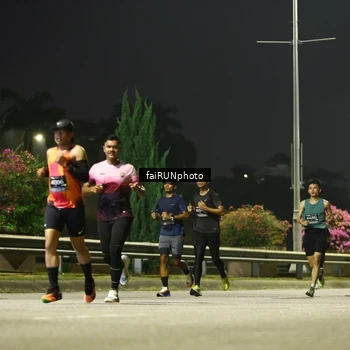 Runner Photo 6644462