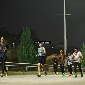 Runner Photo 6644510