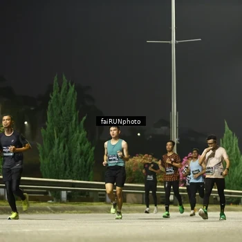 Runner Photo 6644515