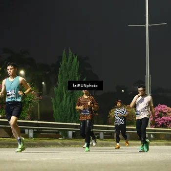 Runner Photo 6644554