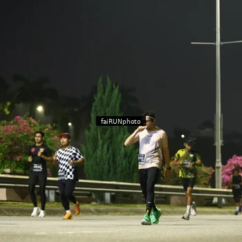 Runner Photo 6644613