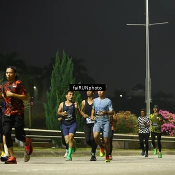 Runner Photo 6644979