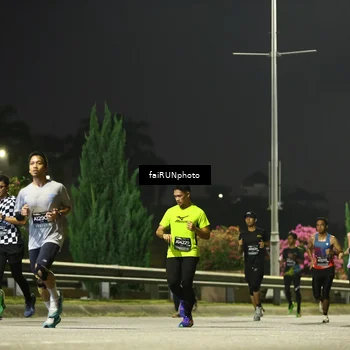 Runner Photo 6645089