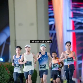 Runner Photo 6645113