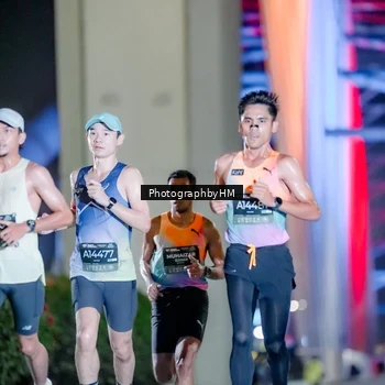 Runner Photo 6645125