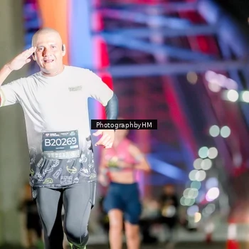 Runner Photo 6645178
