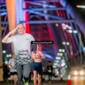 Runner Photo 6645181