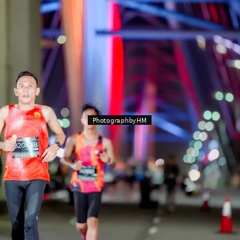 Runner Photo 6645188