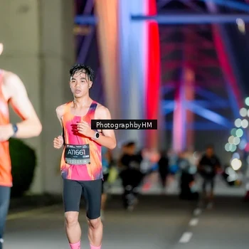 Runner Photo 6645190