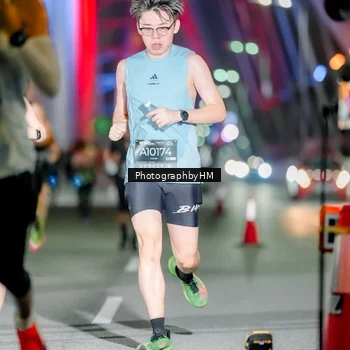 Runner Photo 6645222