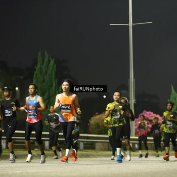 Runner Photo 6645225