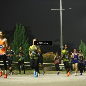 Runner Photo 6645253