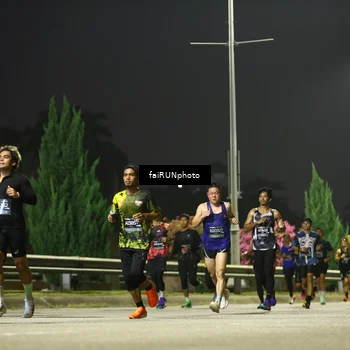 Runner Photo 6645272