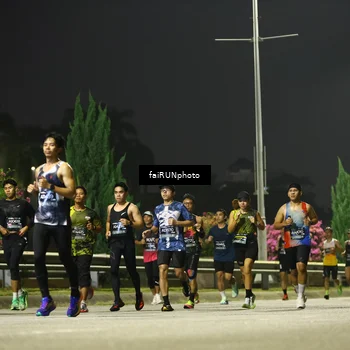 Runner Photo 6645395