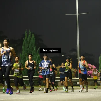 Runner Photo 6645408