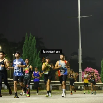 Runner Photo 6645437