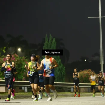 Runner Photo 6645513