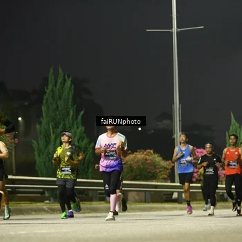 Runner Photo 6645591