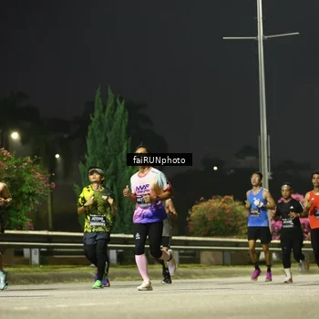 Runner Photo 6645599
