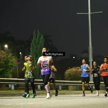 Runner Photo 6645618