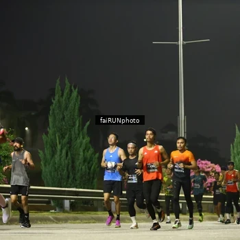 Runner Photo 6645668