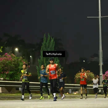 Runner Photo 6645836