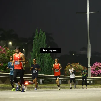 Runner Photo 6645997