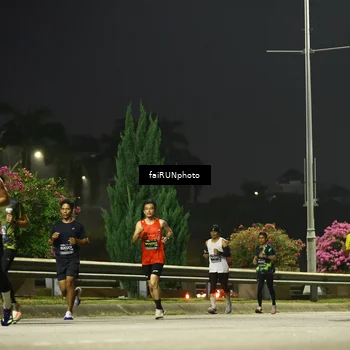 Runner Photo 6646111