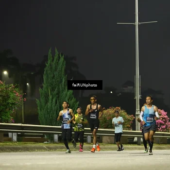 Runner Photo 6646357