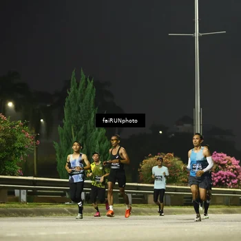 Runner Photo 6646372