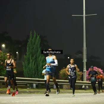 Runner Photo 6646550