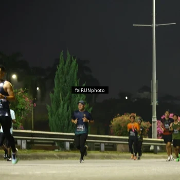 Runner Photo 6646789