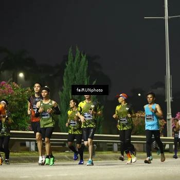 Runner Photo 6647095